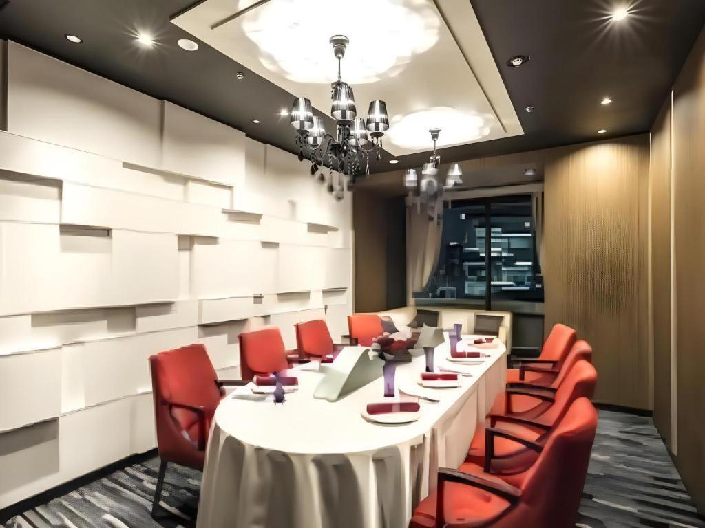 Hotel New Hankyu 4*