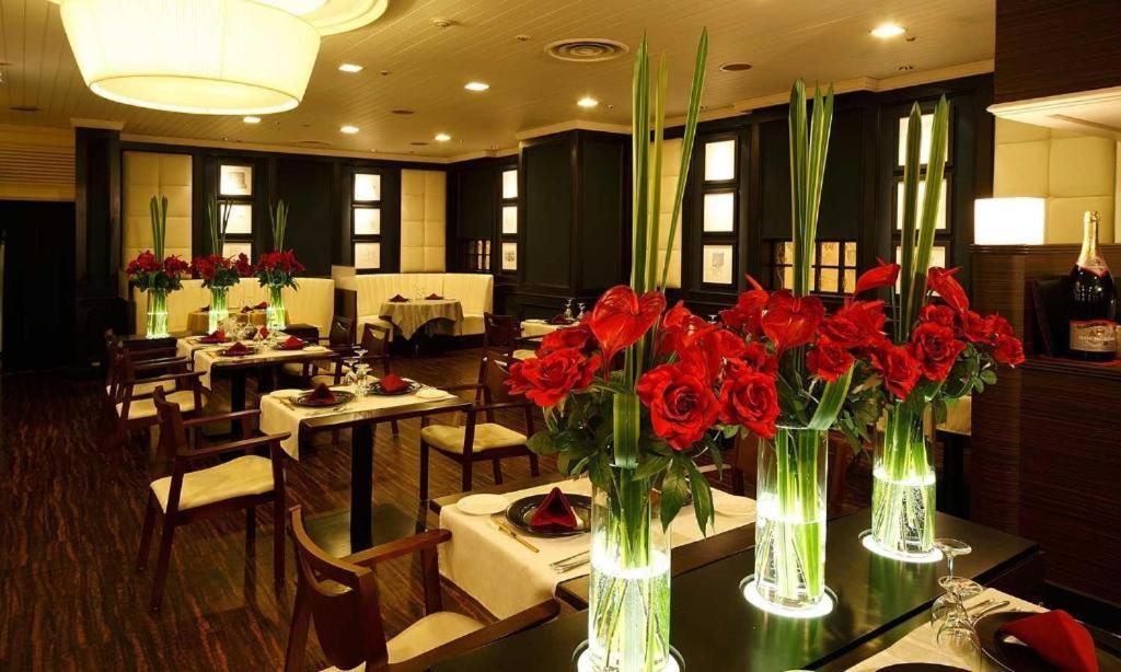 Hotel New Hankyu 4*