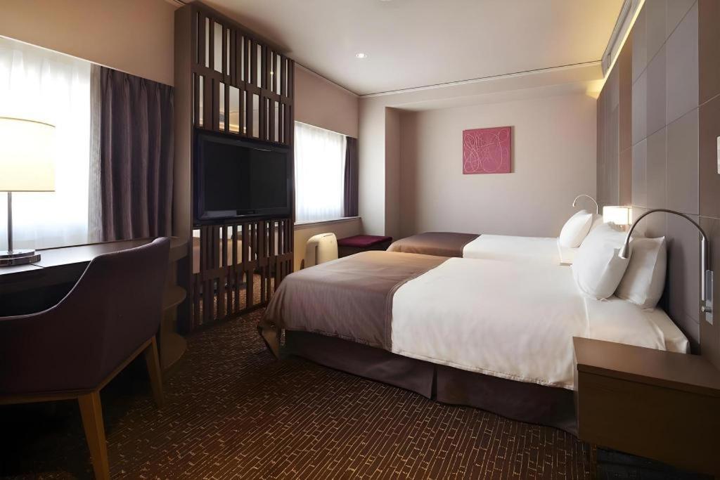 Hotel New Hankyu 4*