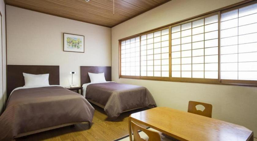 Hotel New Hankyu 4*